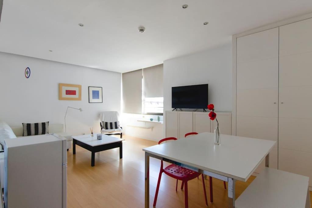 Beautiful Flat A Stone'S Throw From The Retiro-Vill Apartment Мадрид Екстериор снимка